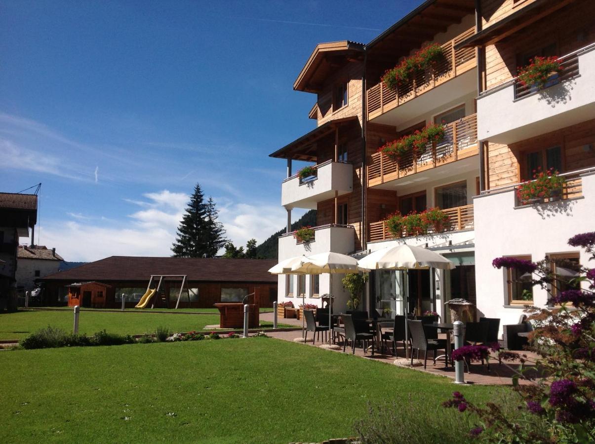 Hotel Nele Ziano di Fiemme Exterior foto